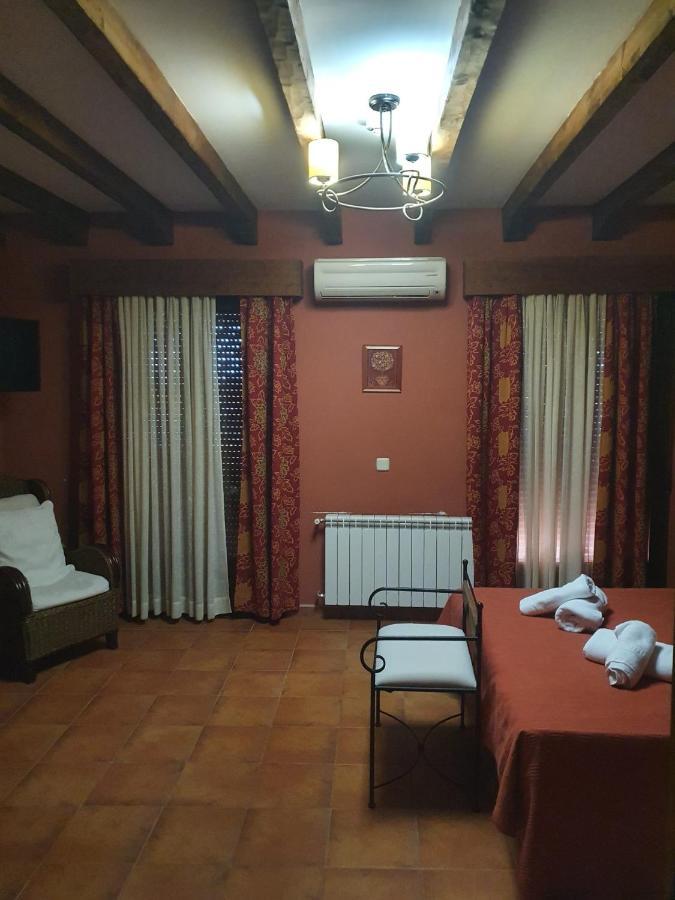 Hostal La Plata Oropesa Kültér fotó