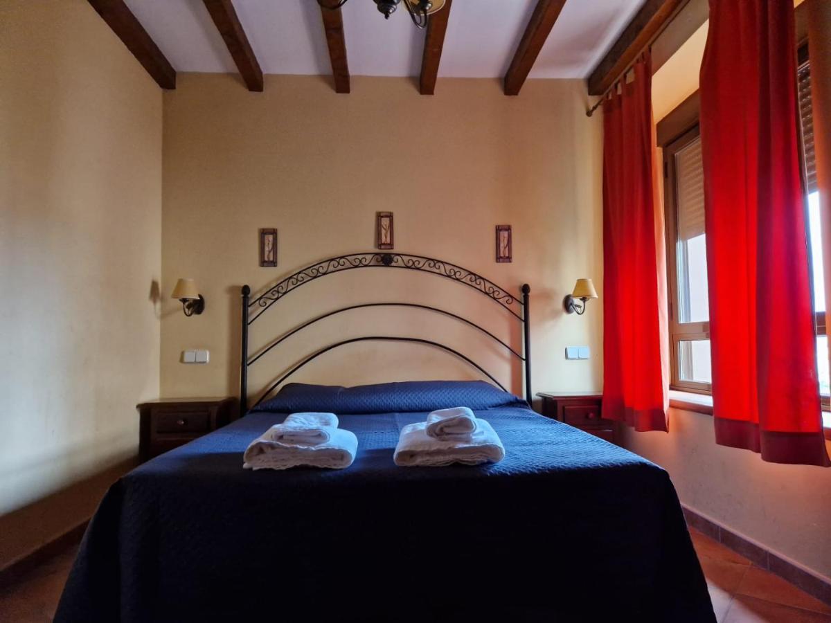 Hostal La Plata Oropesa Kültér fotó