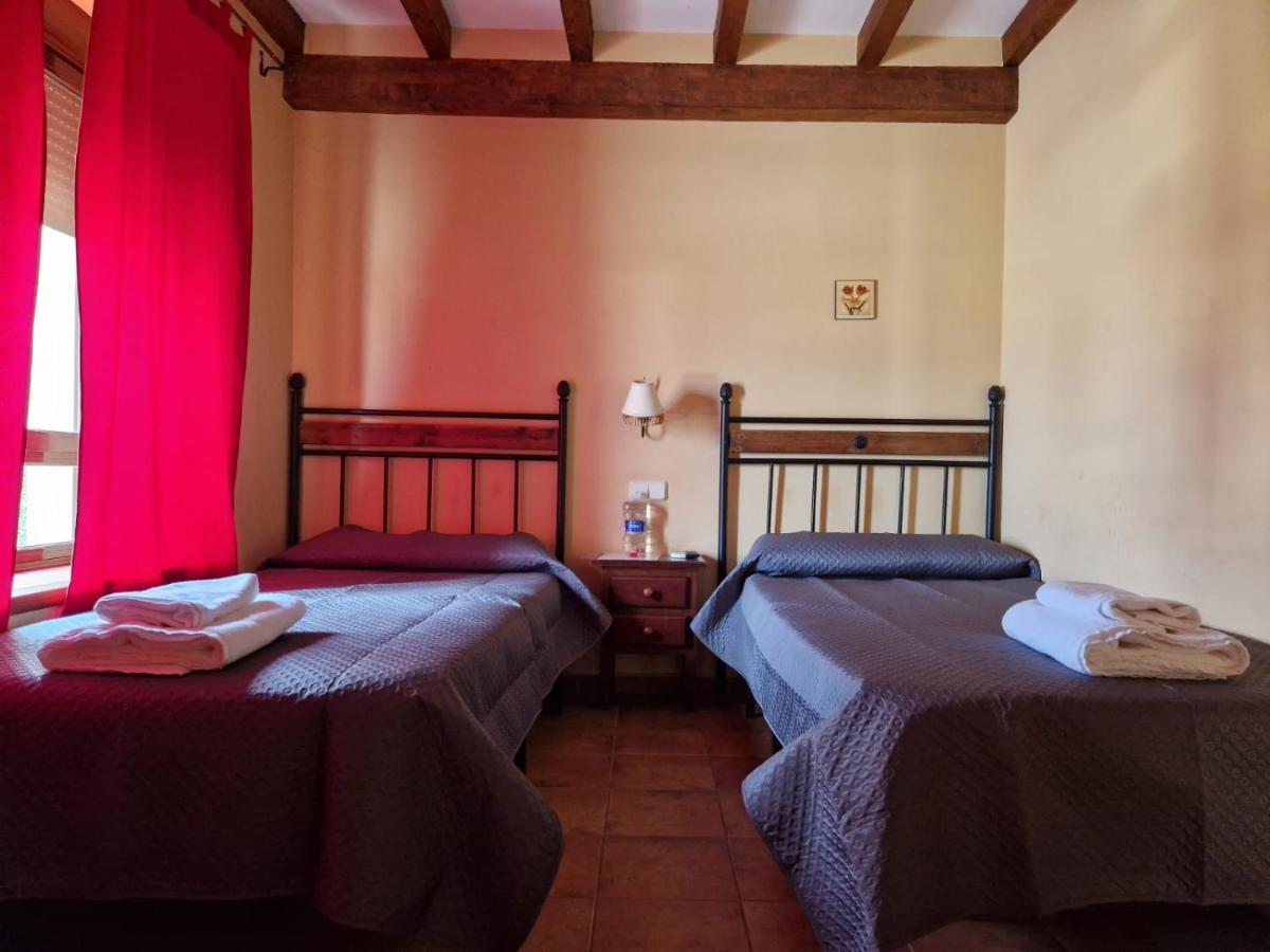 Hostal La Plata Oropesa Kültér fotó